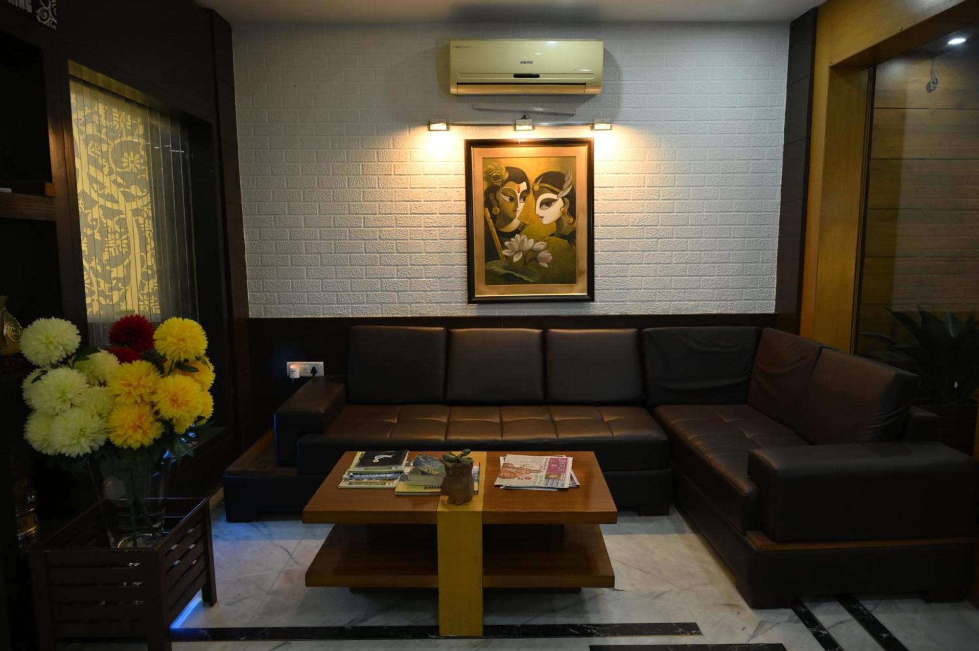 Hotel Dh Dharamshala Dış mekan fotoğraf