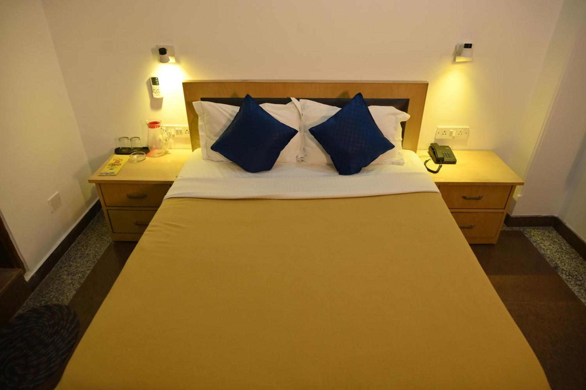 Hotel Dh Dharamshala Dış mekan fotoğraf
