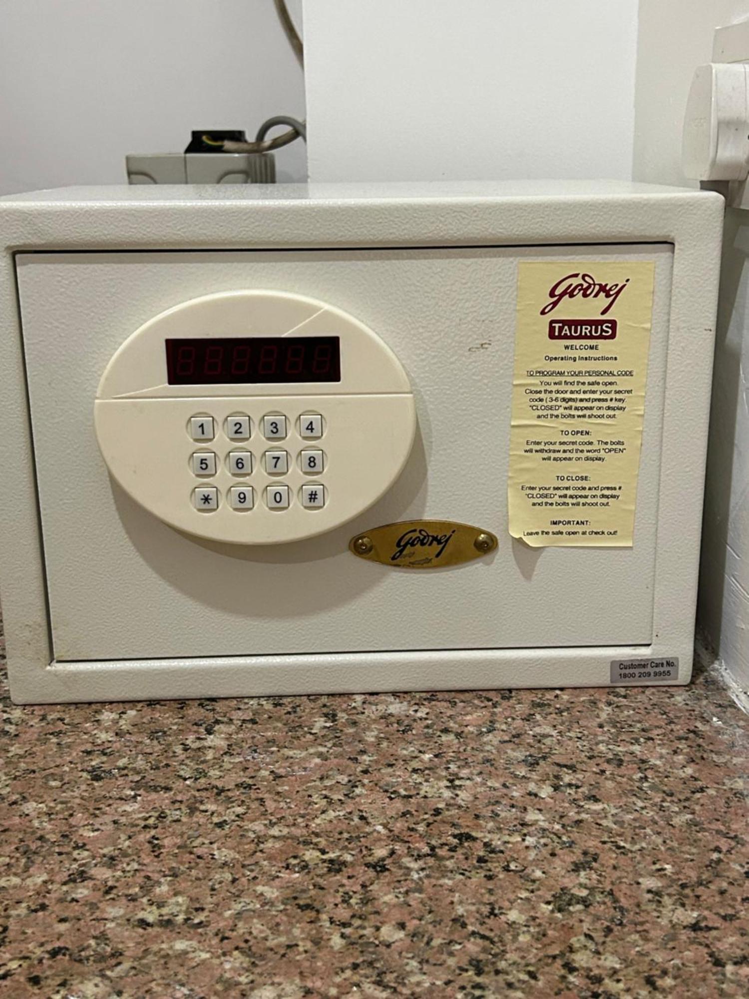 Hotel Dh Dharamshala Dış mekan fotoğraf