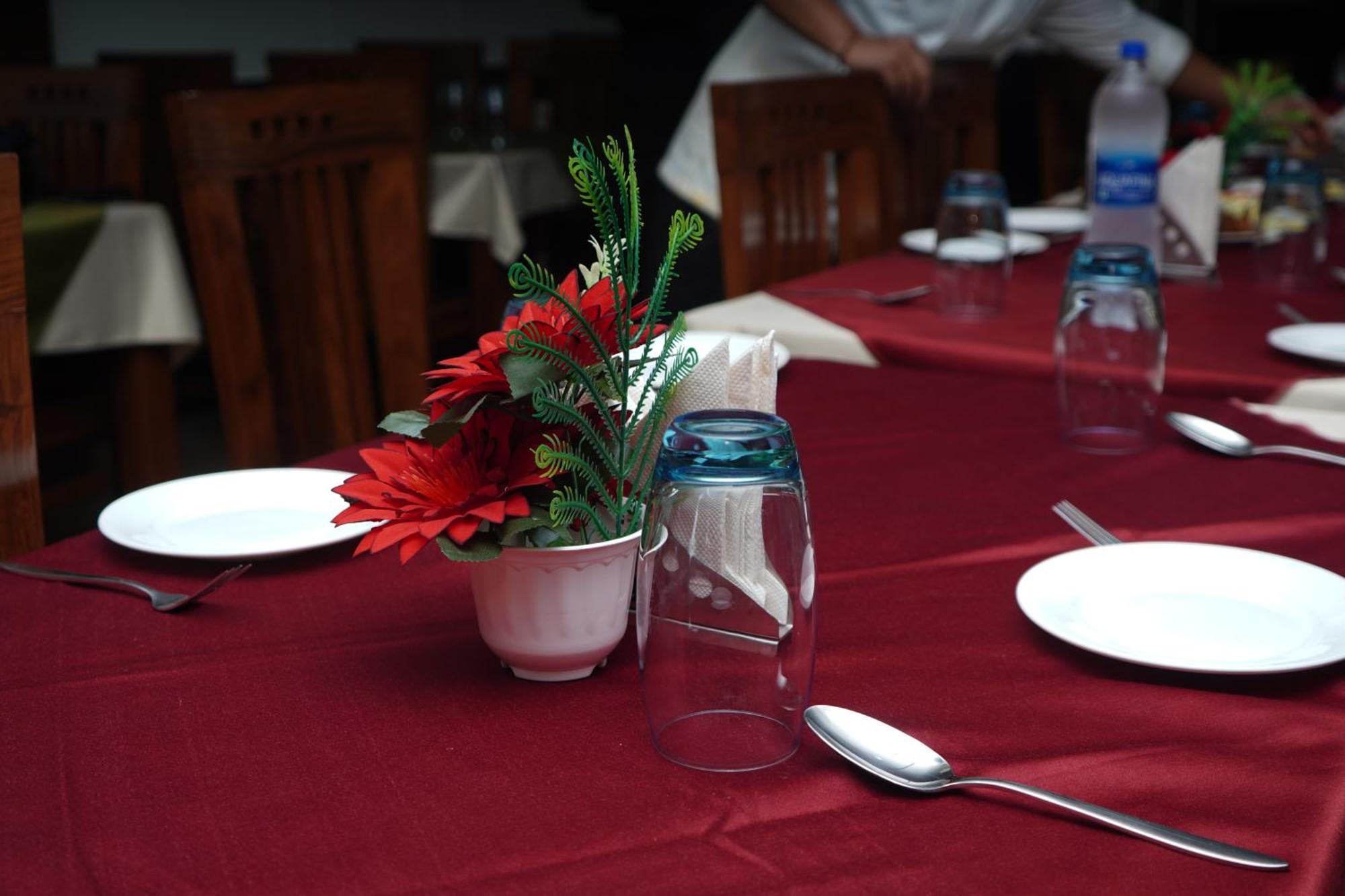 Hotel Dh Dharamshala Dış mekan fotoğraf